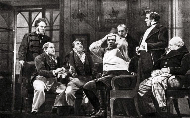 От перестановки слов до голого Хлестакова