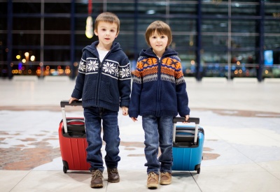 В путь с отпрыском — паспорта в руки!