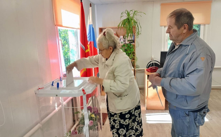 Всё больше «оппозиционеров» — бюджетники?