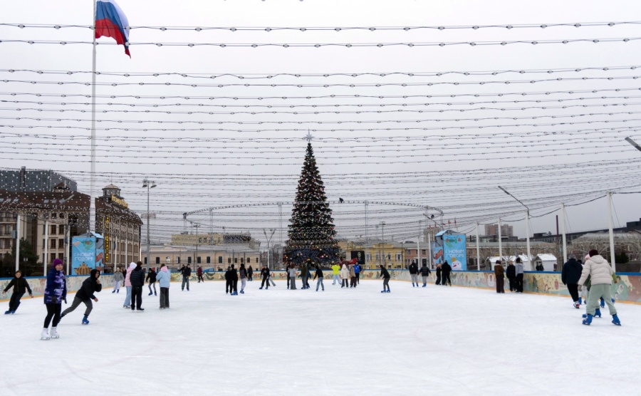 Губернский каток в Туле открыл новый зимний сезон