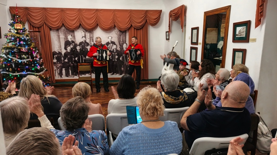 В Музее самоваров.