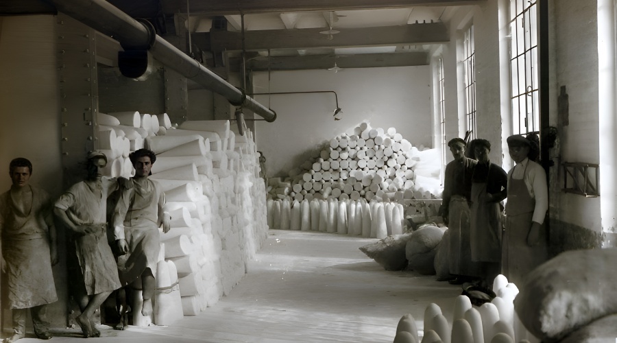 Там, где делают сахар.