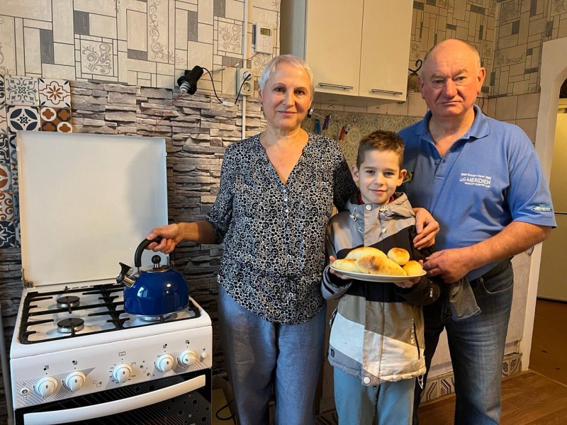 В деревне Слободка зажгли голубое пламя