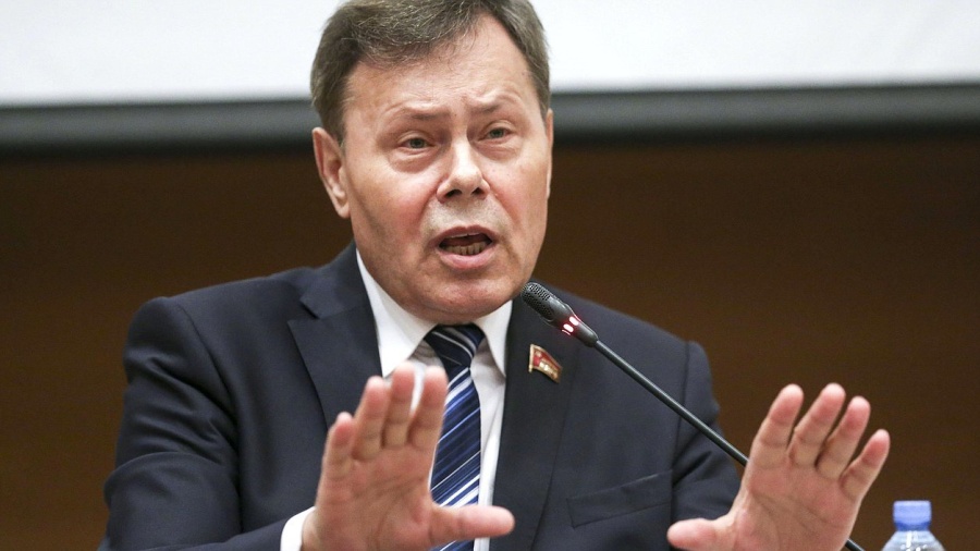 Цифровое воздержание? Депутат Арефьев предложил отрубать россиянам интернет на неделю