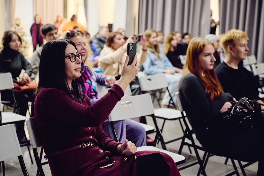 «НаТворили»!