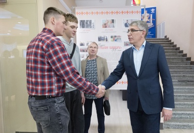 Дмитрий Миляев встретился с детьми из Горловки