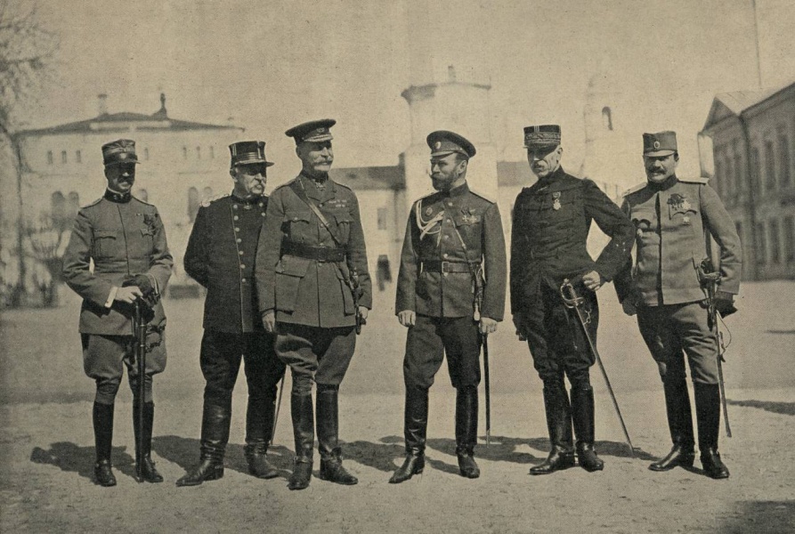 Представители союзных армий в Туле.