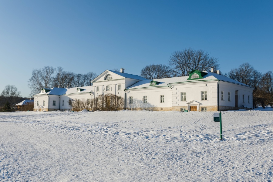 Зимние обыкновения семейства Толстых в Ясной Поляне