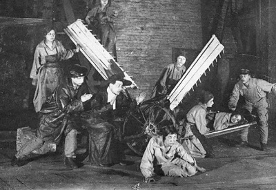 Театр и рабочее творчество.