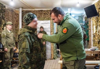 На передовой вручили медали «Доблесть и Слава»