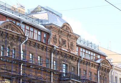 Возрождение кариатид на Невском