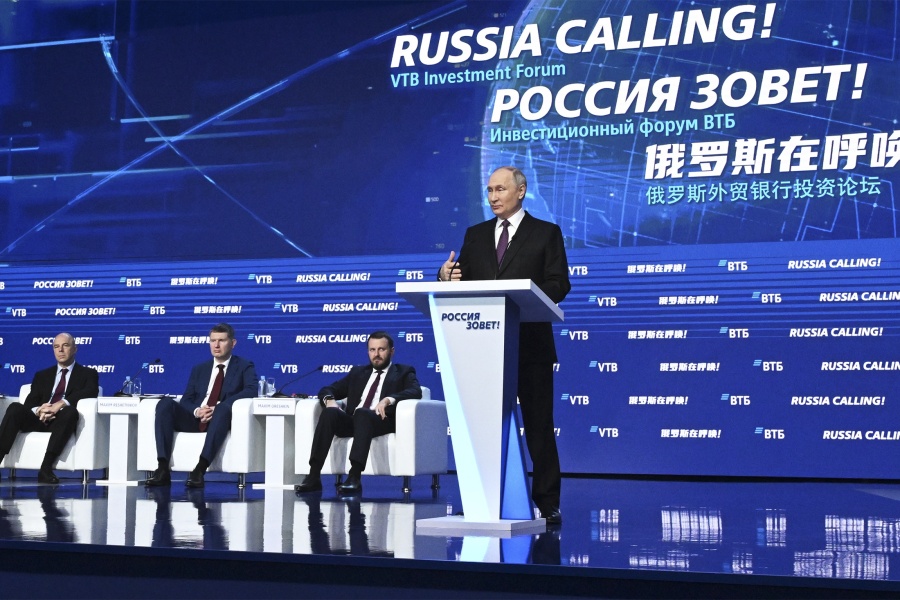 Владимир Путин: отношения с КНР в сфере автомобилестроения начались с первых производств в Туле и Калуге